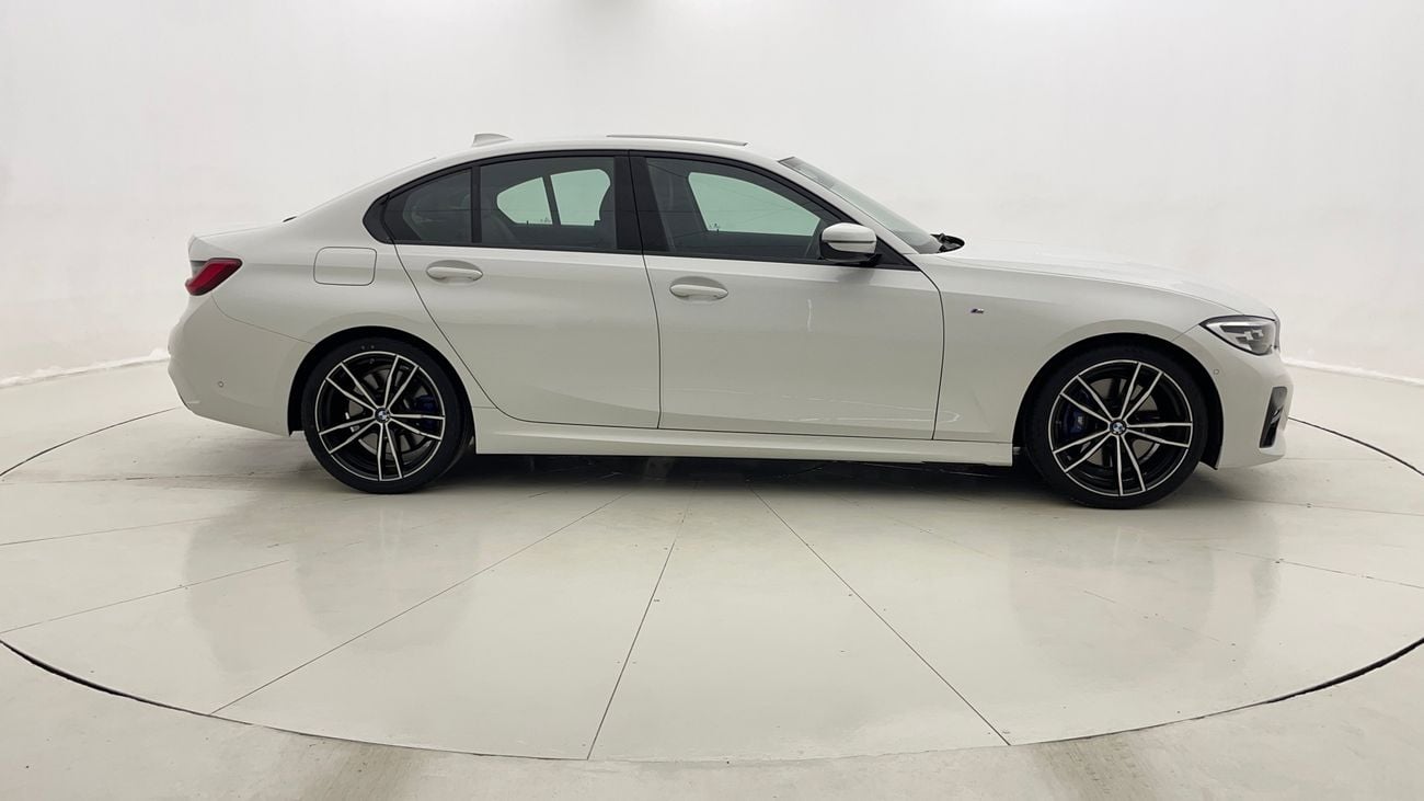 بي أم دبليو 330i M SPORT 2 | بدون دفعة مقدمة | اختبار القيادة في المنزل