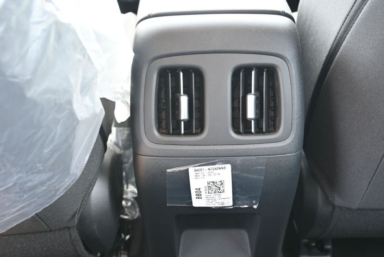 هيونداي توسون هيونداي توسون 1.6 لتر توربو دفع امامي دفع رباعي 5 ابواب عداد رقمي سقف بانورامي مقاعد كهربائية لون اب