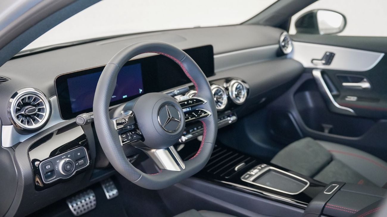 Mercedes Benz A200