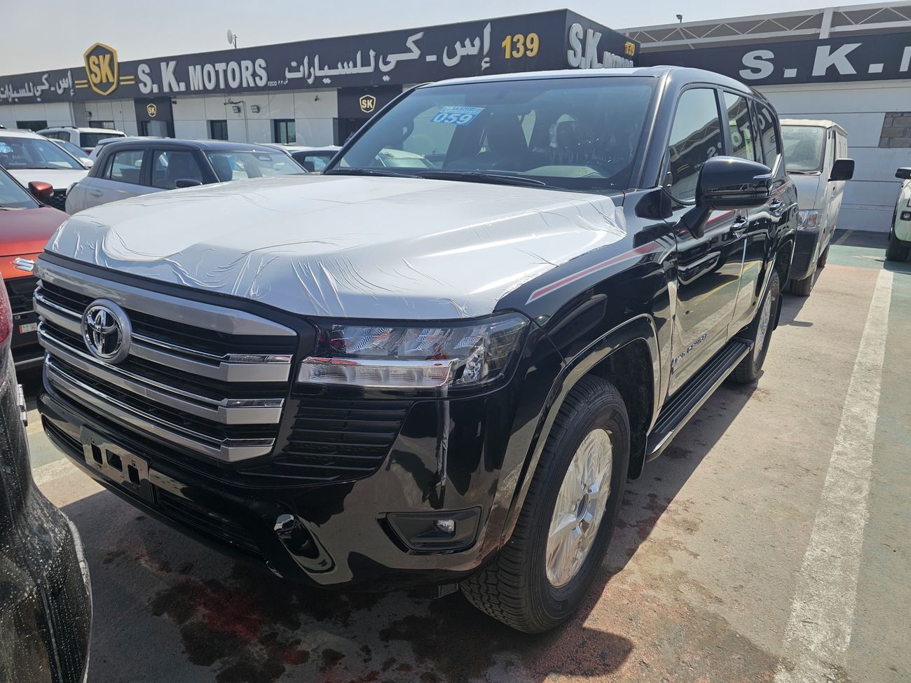 Toyota Land Cruiser LC300 | GXR 3.5L PETROL | TWIN TURBO WITH SUNROOF | 2025MY