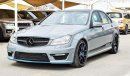 مرسيدس بنز C 63 AMG السيارة بدون حوداث او صباغ مع وجود شهادة  ‏كلين تايتنك