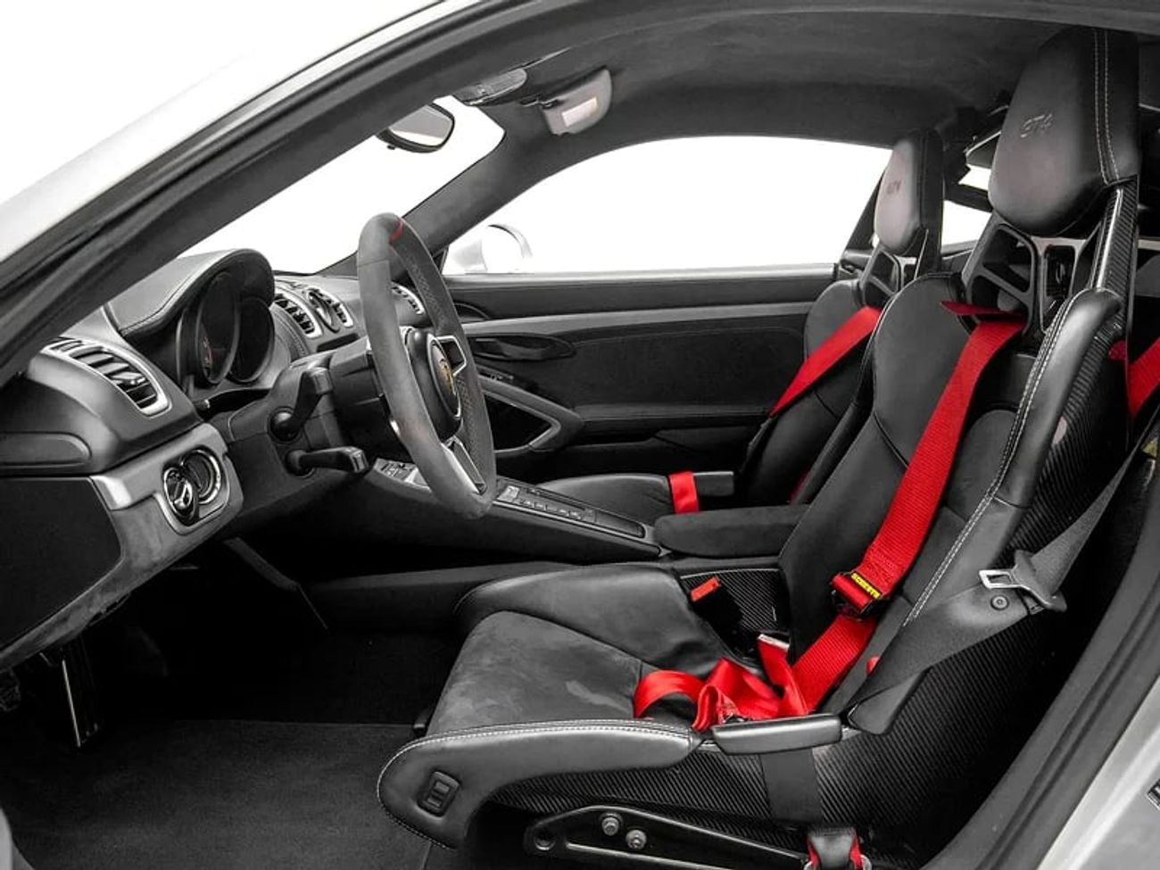 بورش كايمان 718 GT4 4.0L (420 HP) M/T