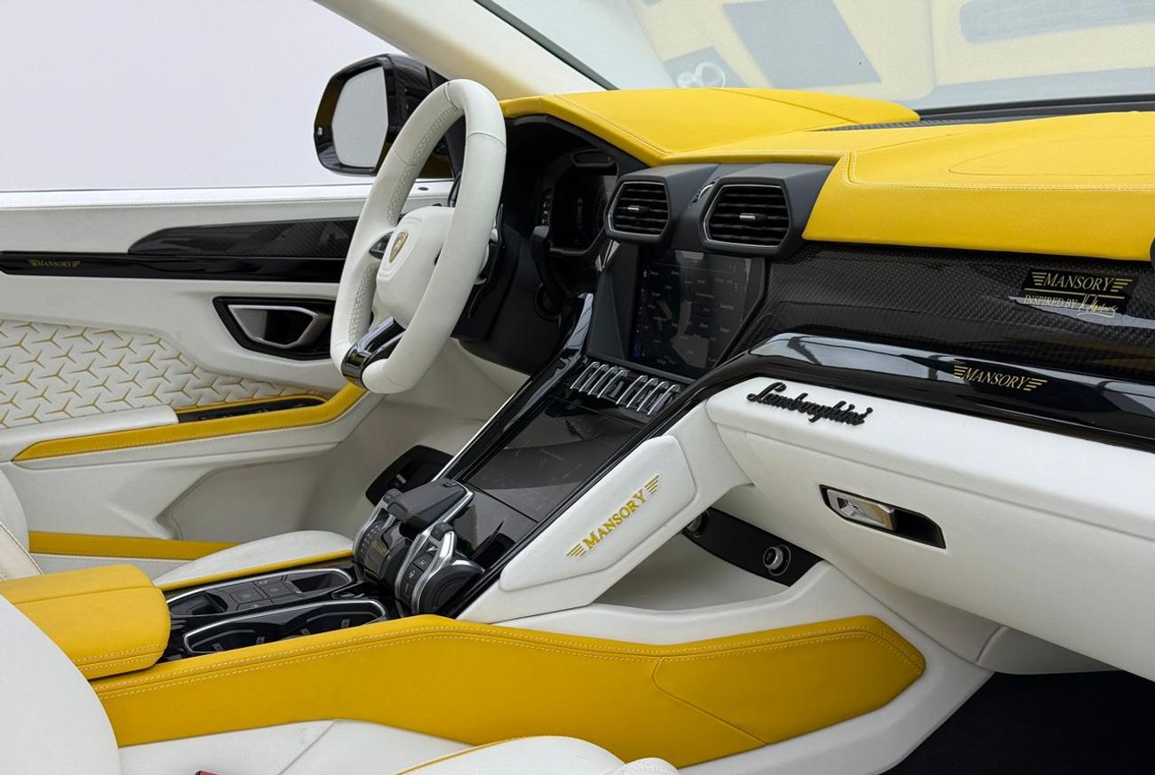 لامبورغيني اوروس STD 4.0T V8 2020 Lamborghini Urus Mansory Kit ,Warranty ,Service History ,Excellent Condition ,CANAD