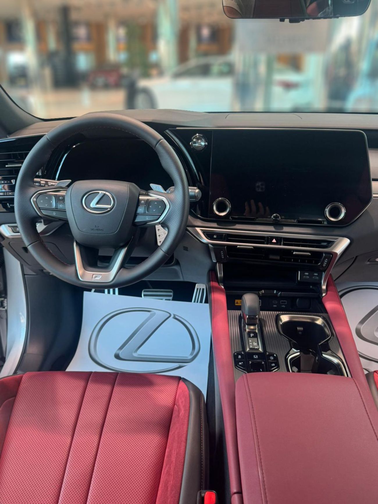 لكزس RX 350 2025 Lexus RX350 F-sport 2.4L AT Petrol AWD (Silver-Red)