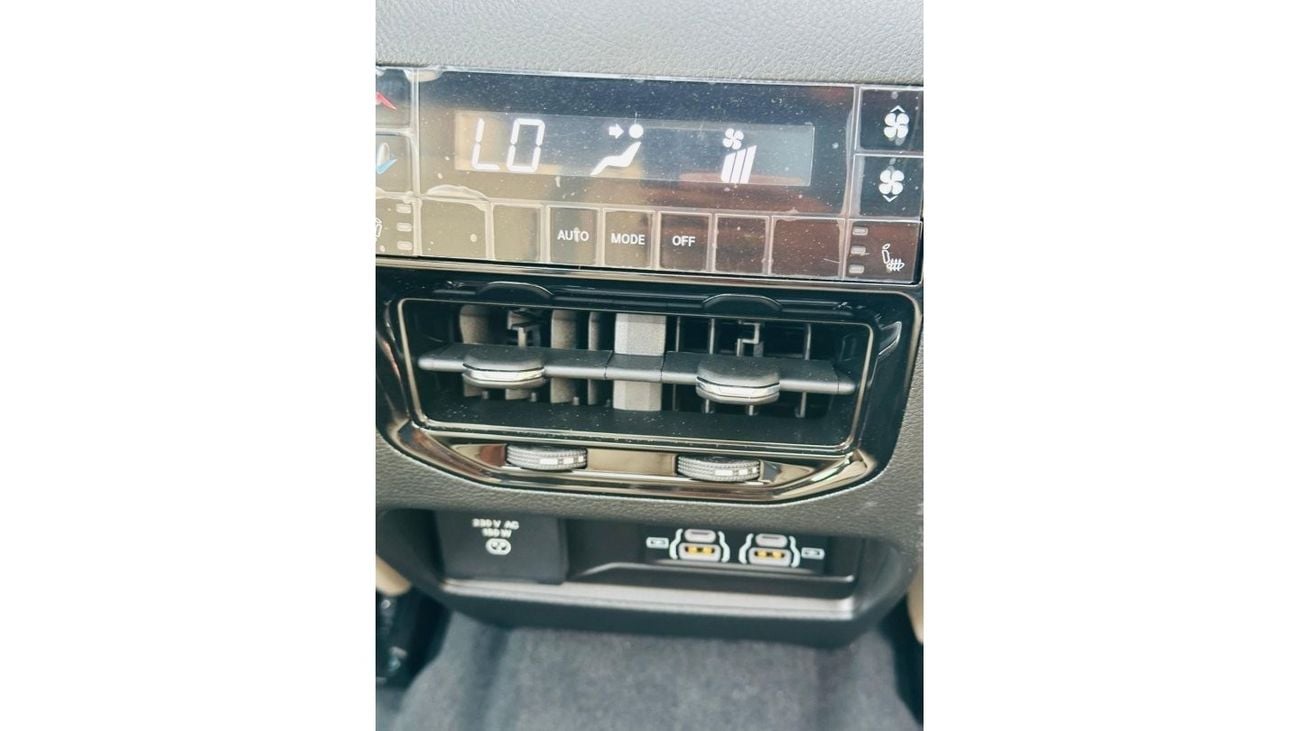 Jeep Grand Cherokee AED 3,280 PM | JEEP GRAND CHEROKEE L LIMITED PLUS 4X4 | GCC | 0% DP | UNDER WARRANTY