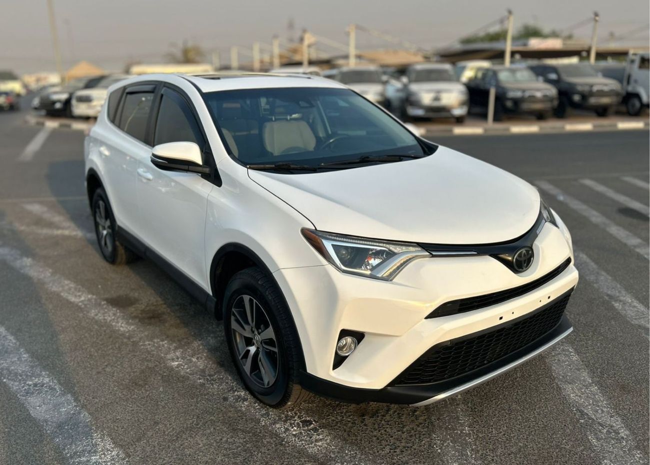 تويوتا راف ٤ 2018 Toyota Rav4 Full Option 2.5L V4 - BSM Radar - AWD 4x4 - Alloy Rim