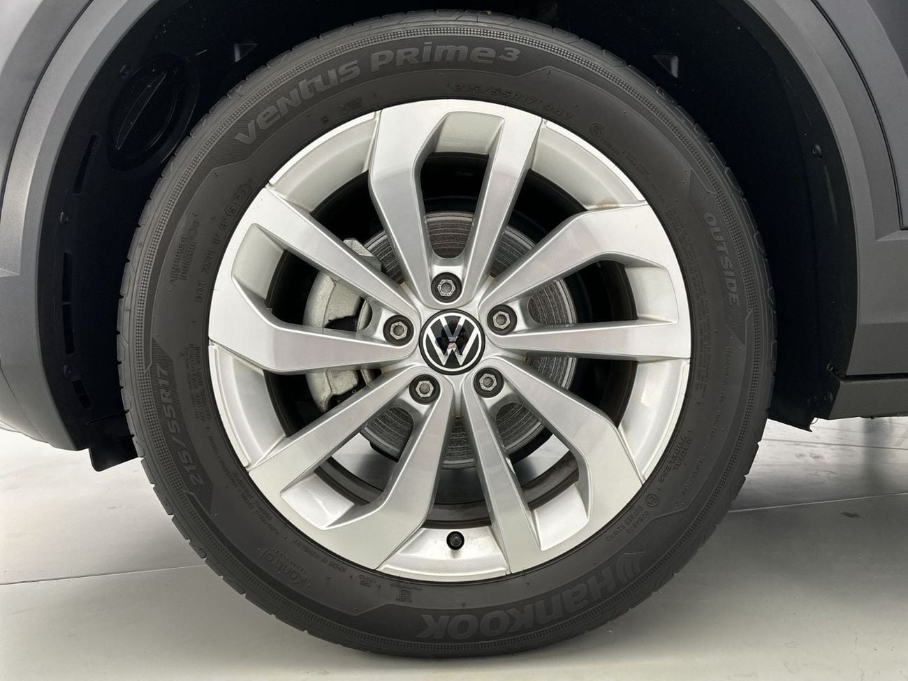 فولكس واجن T ROC Style 1.4L without sunroof 1.4L (Ref#09337) / WAS 94,900 AED - NOW 87,900 AED