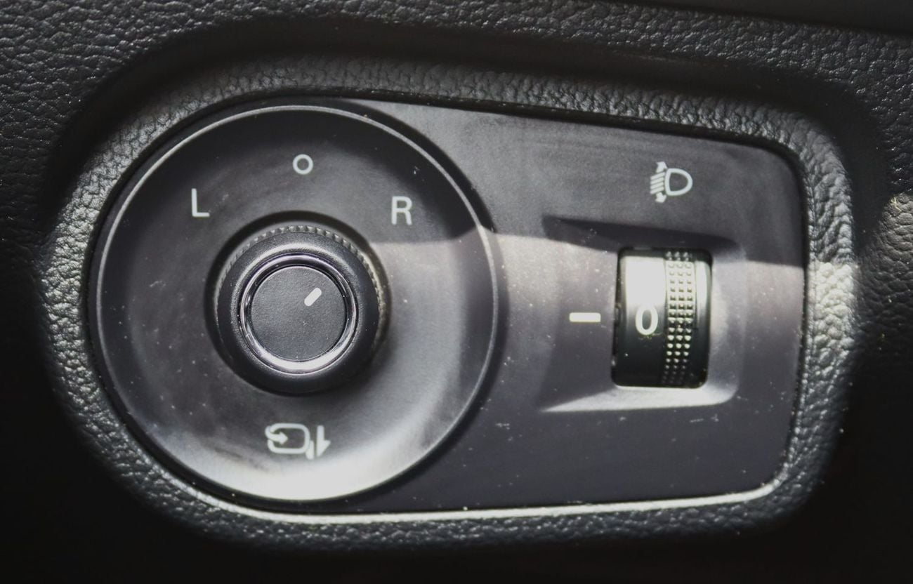 أم جي 5 ام جى 5 - 2024- خليجى - فل أوبشن - بمحرك 1.5- تشيكات وكاله - بحاله ممتازه من الداخل والخارج