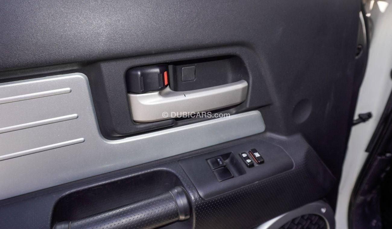 تويوتا إف جي كروزر