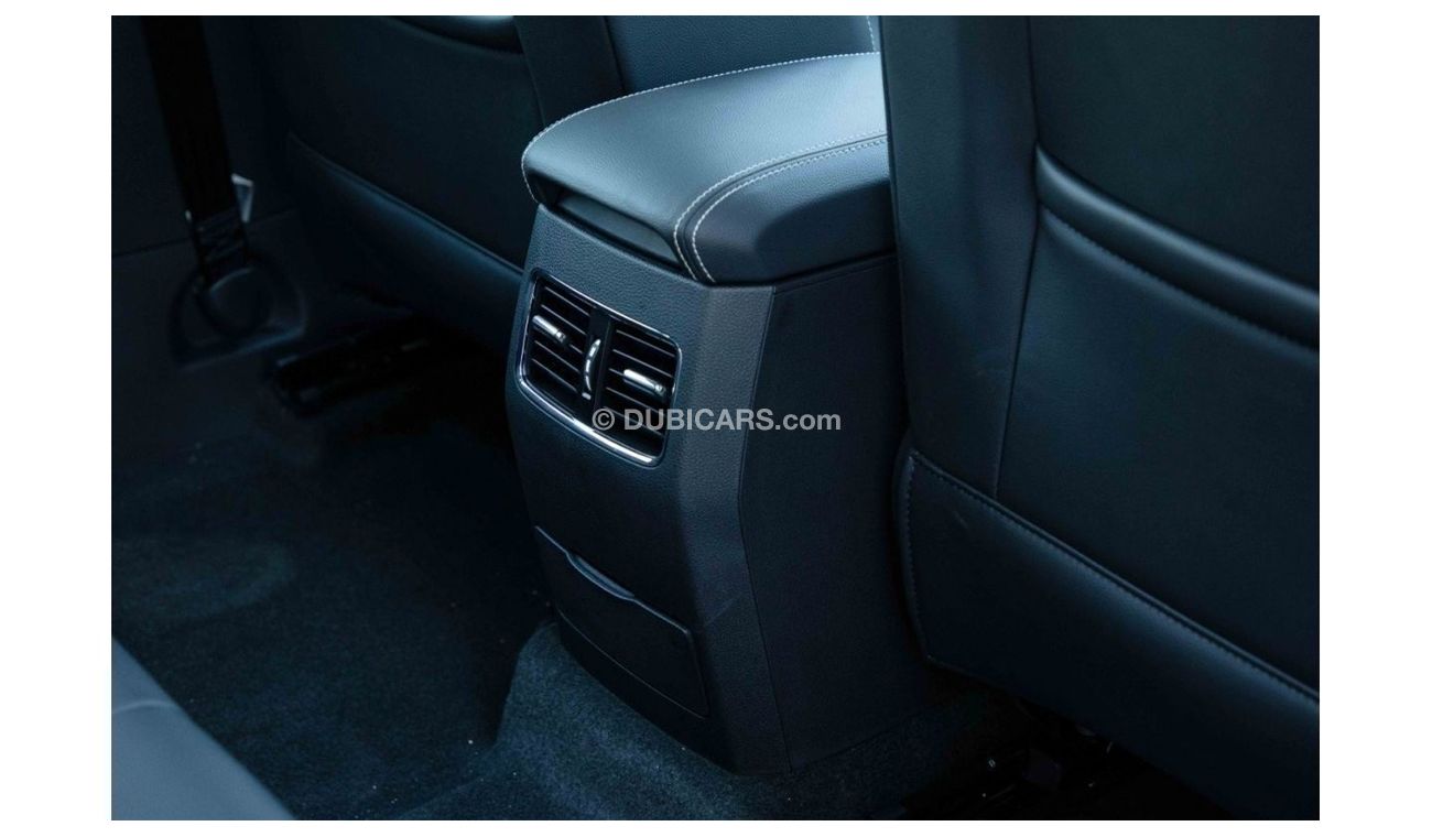 MG RX5 2023 MG RX5 2.0 AWD LUXURY - Silver inside Black // 3 Years Warranty Or 100,000 KM , 1 Year Service 