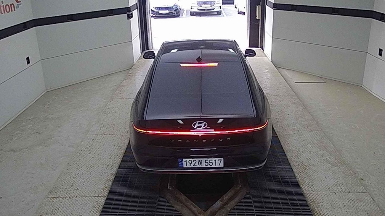 هيونداي أزيرا 2023 HYUNDAI GRANDEUR (AZERA) 2.5CC EXCLUSIVE
