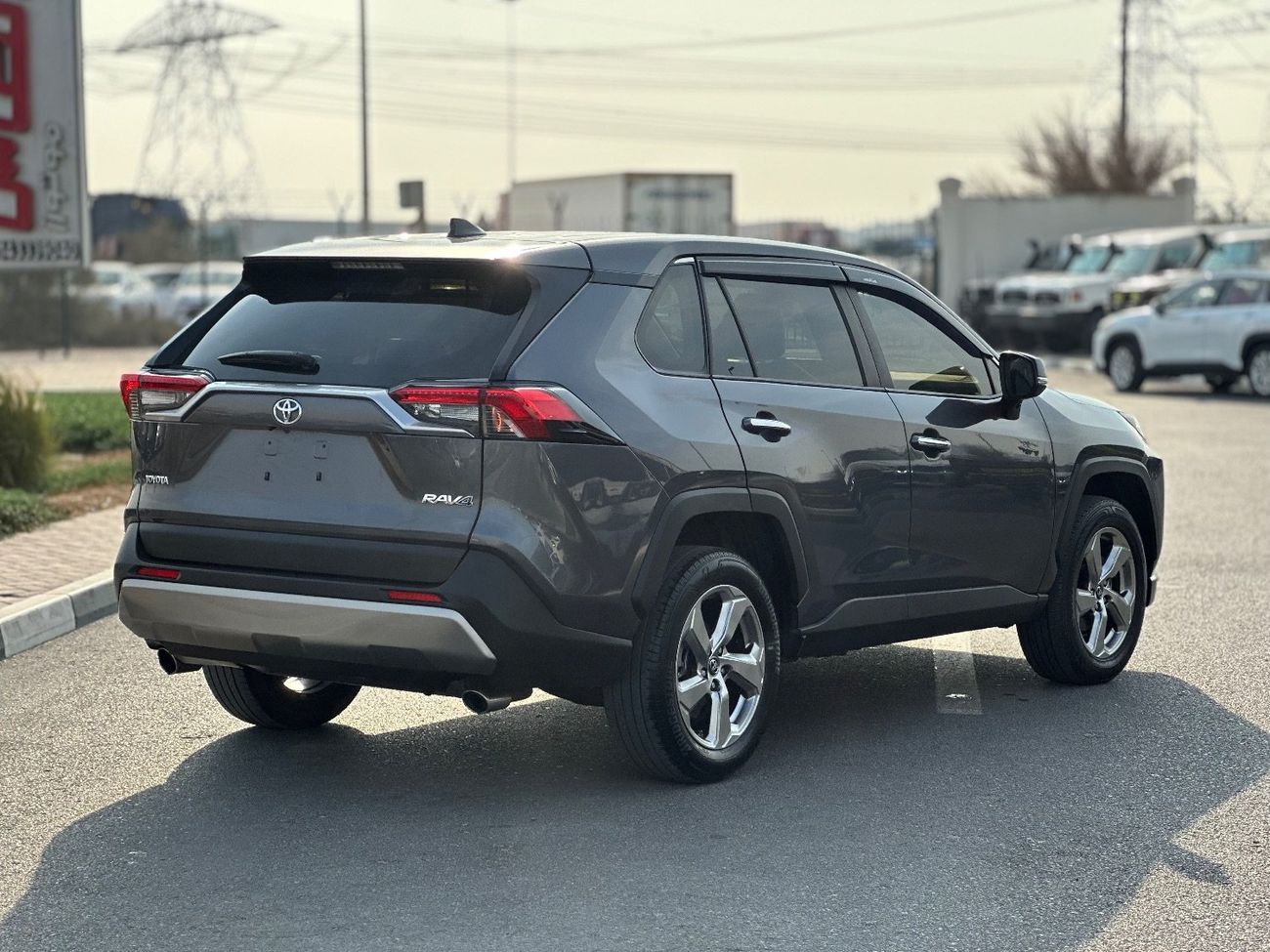 Toyota RAV4 Full Option 2.0L 360 camera origin Japan 2022