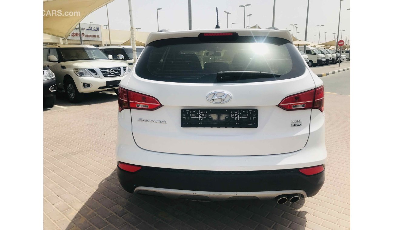 Hyundai Santa Fe سياره نظيفه جدا بحاله ممتاذه بدون حوادث ضمان شاسيه جير ماكينه