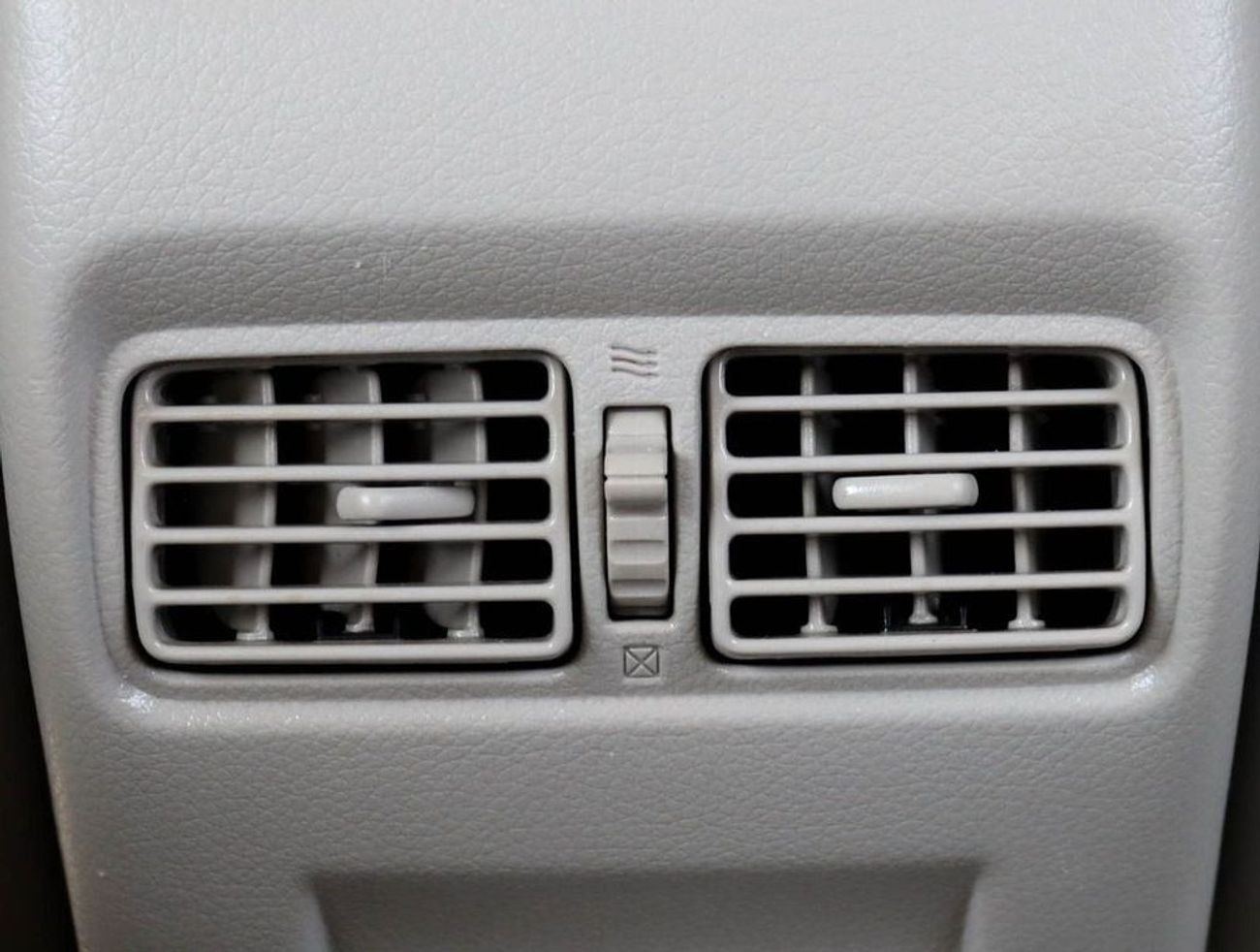 Nissan Sentra S 1.6L (110 HP) Nissan Sentra 1.6L 2020 GCC accident-free in excellent condition 513 P.M