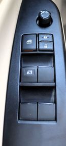 Toyota Yaris GCC ACCIDENTS FREE- ORIGINAL PAINT - SEDAN  - 1.5 CC