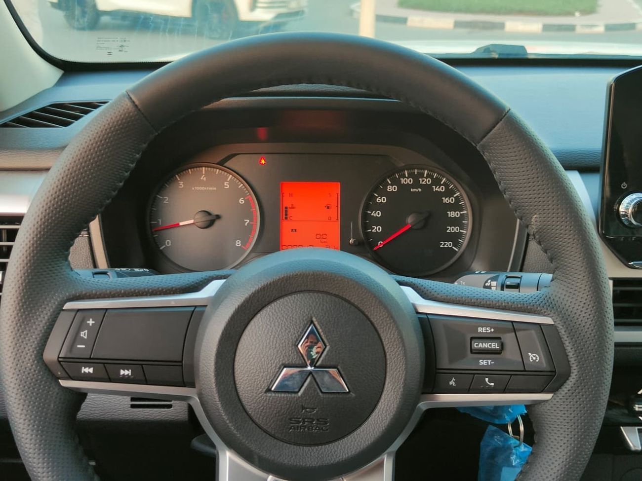 Mitsubishi L200 GL Mitsubishi/L200 P DC 4WD/2.4L GLX MT Petrol