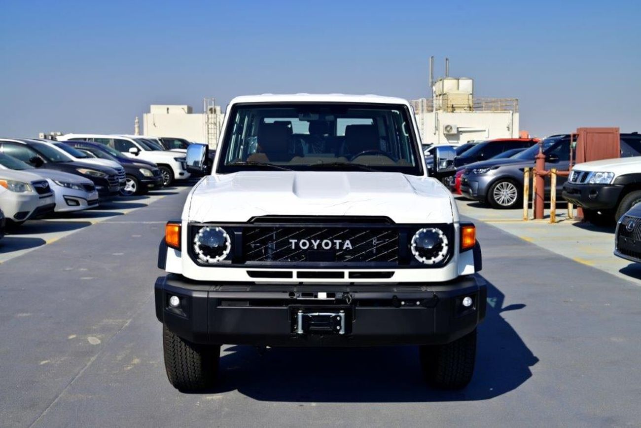 تويوتا لاند كروزر 70 S-DLX 2.8L (5 Door)