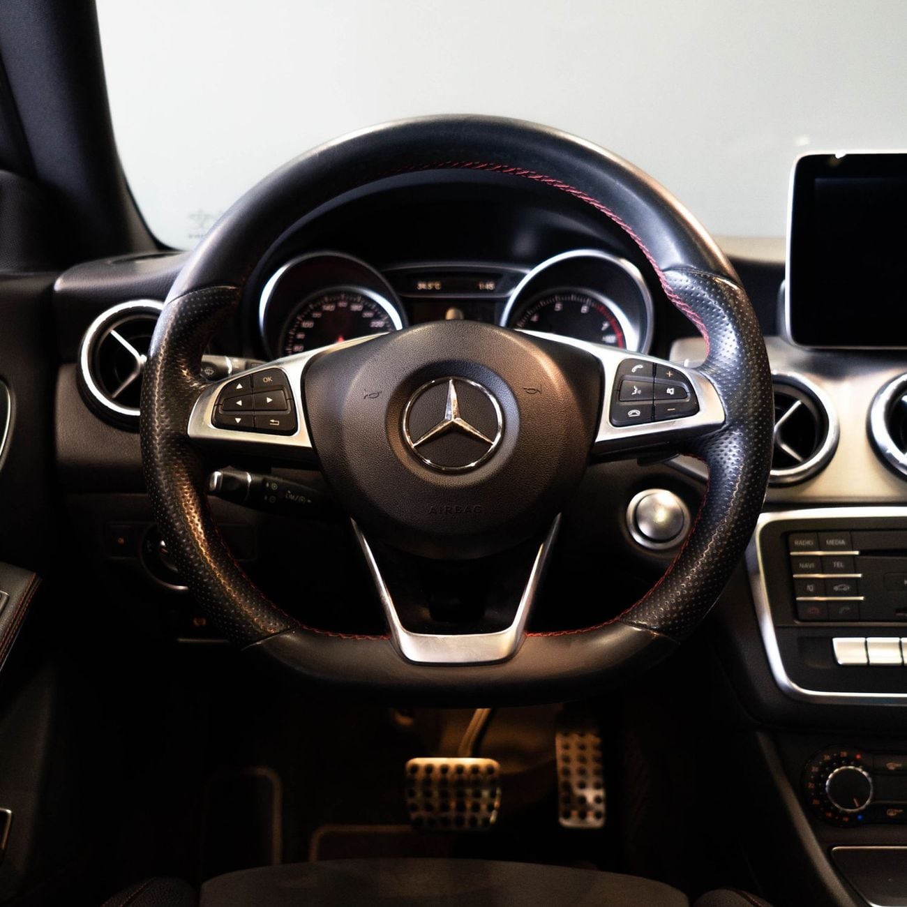 Mercedes Benz CLA250 AED 1,663 P.M • 0% Downpayment •  Mercedes-Benz CLA 250 AMG• 1 Year Warranty