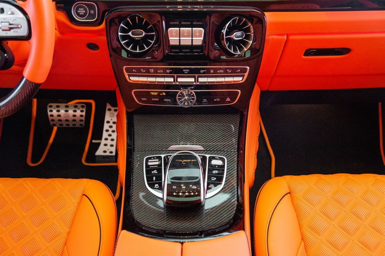 Mercedes-Benz G 63 AMG 6x6 BRABUS