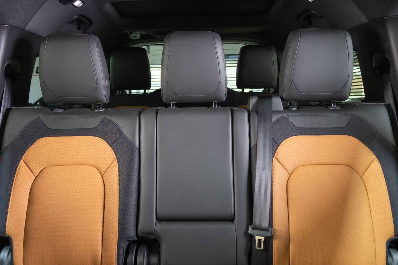 لاند روفر ديفندر 130 SE P400 X Dynamic (7 Seater)