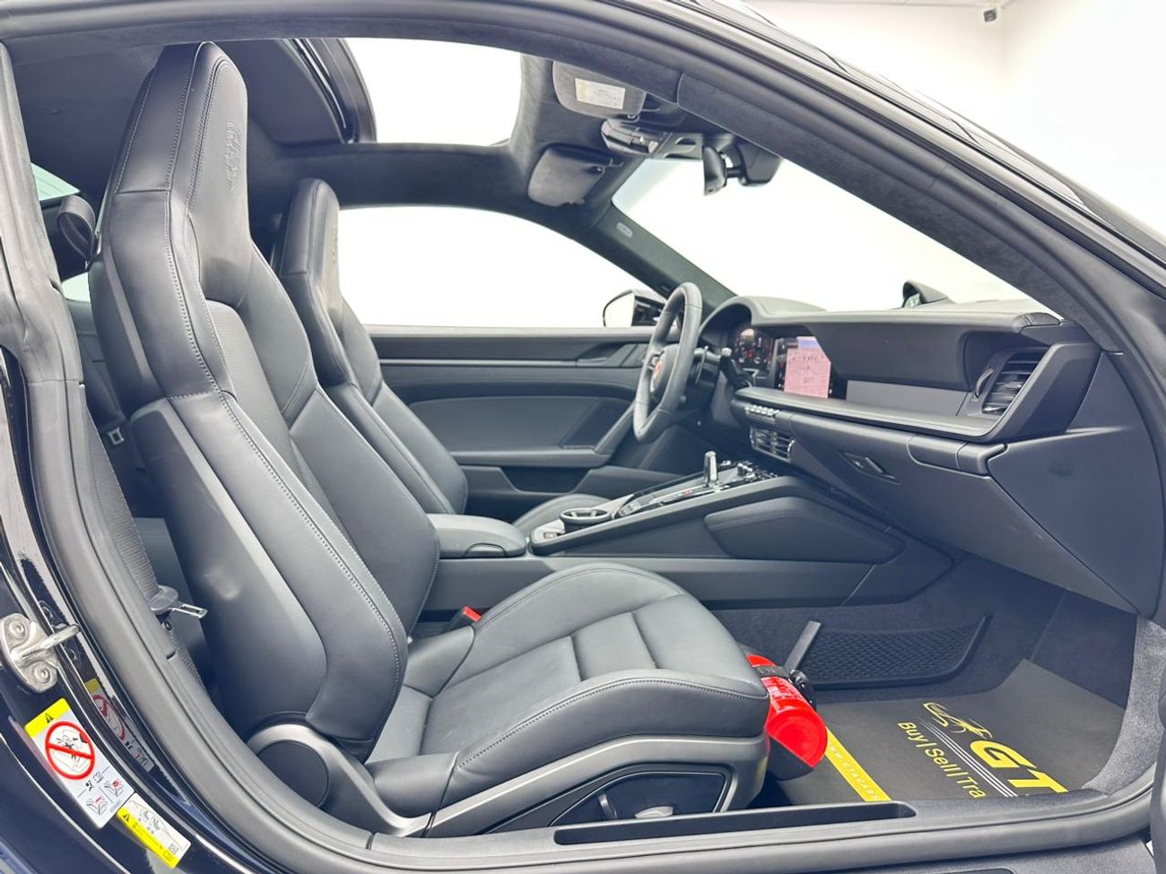 Porsche 911 2026 Porsche 911 Carrera GTS T-Hybrid, Sep/2027 Porsche Warranty, Excellent Condition, GCC