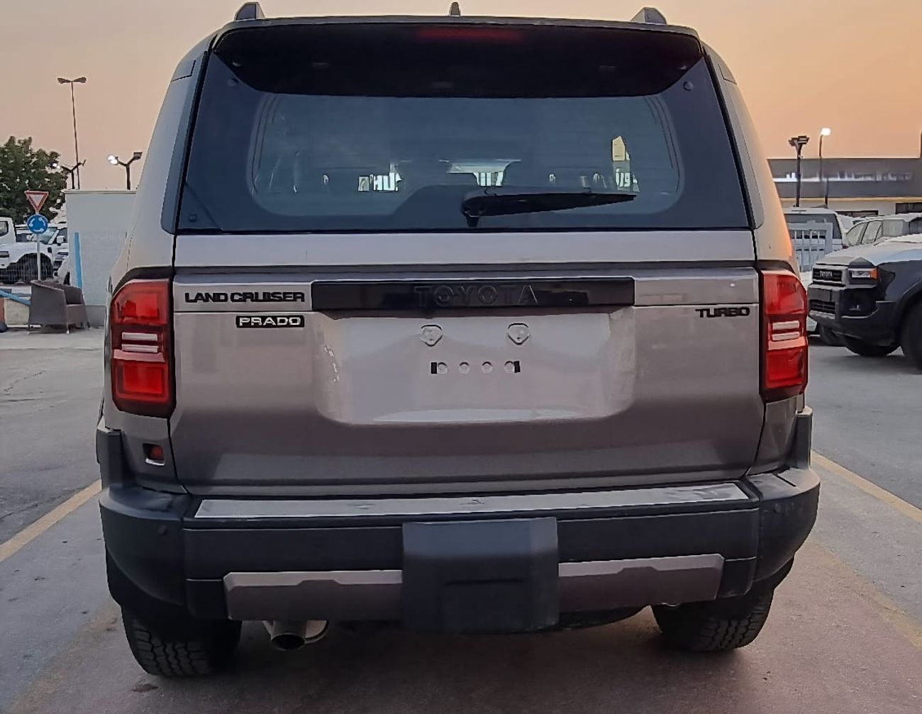 Toyota Prado TOYOTA PRADO 2.4L PETROL LUXURY EDITION MY2025