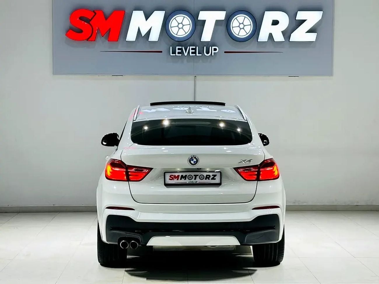 بي أم دبليو X4 GCC M PACKAGE ACCIDENT FREE WARRANTY AND FINANCE AVAILABLE