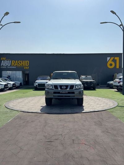 Nissan Patrol Safari Super Safari 4.8L A/T