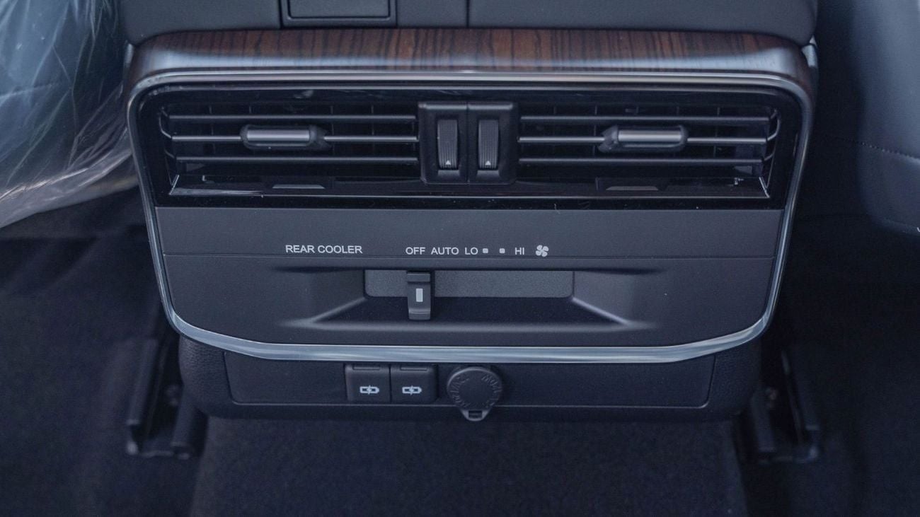 Toyota Land Cruiser 2025 Toyota Land Cruiser 300 GXR 4.0L AT Petrol AWD (All Black)