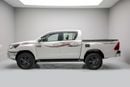 تويوتا هيلوكس SR5 2.8L - Platinum White Inside Black | Export Only