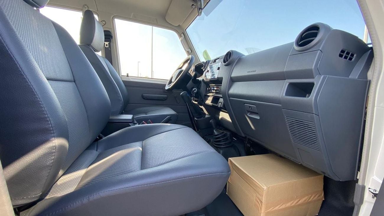 تويوتا لاند كروزر بيك آب 4.2  Diesel Double Cabin  brand New