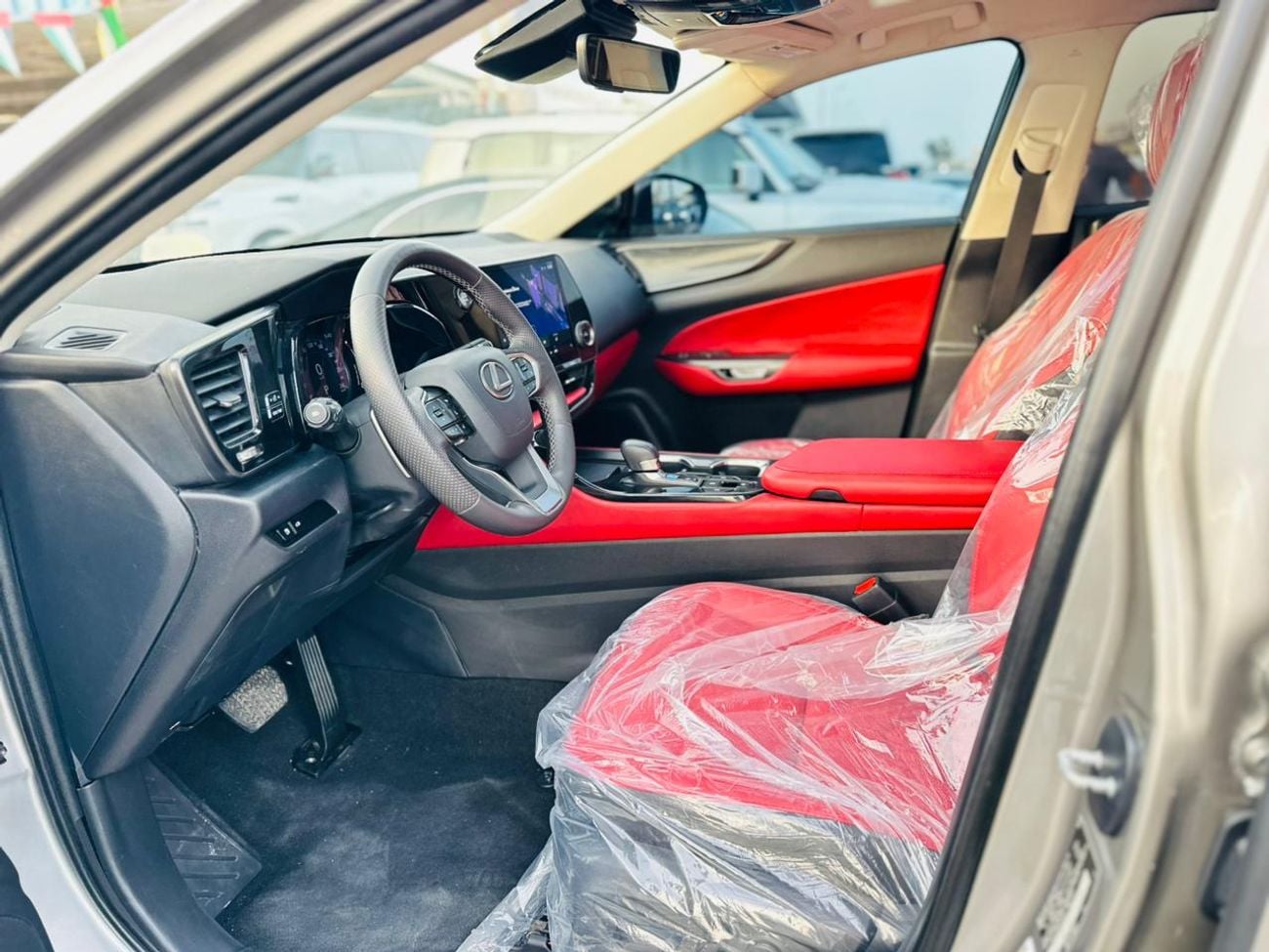 لكزس NX350 PREMIER
