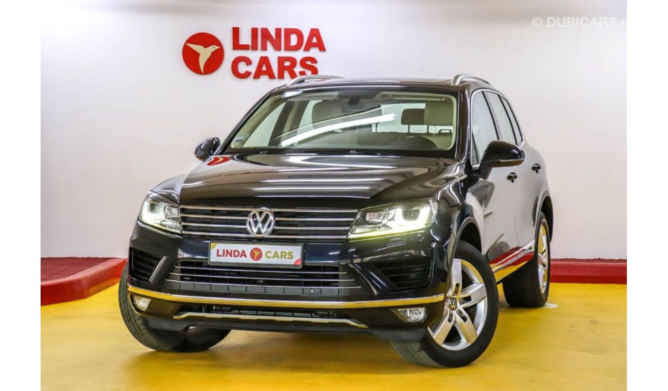 Volkswagen Touareg Volkswagen Touareg SEL 2016 GCC under Warranty with Zero Down-Payment.