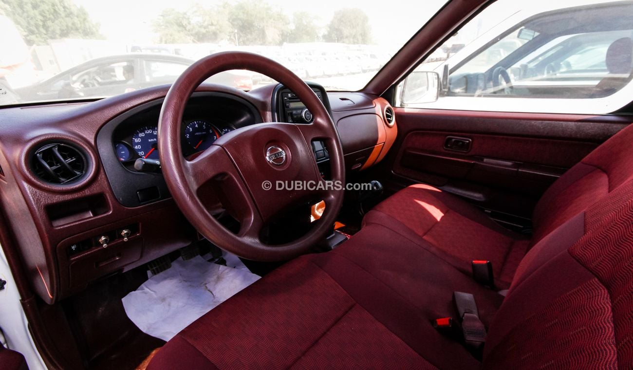 Nissan Pickup 4x2 Double Cabin