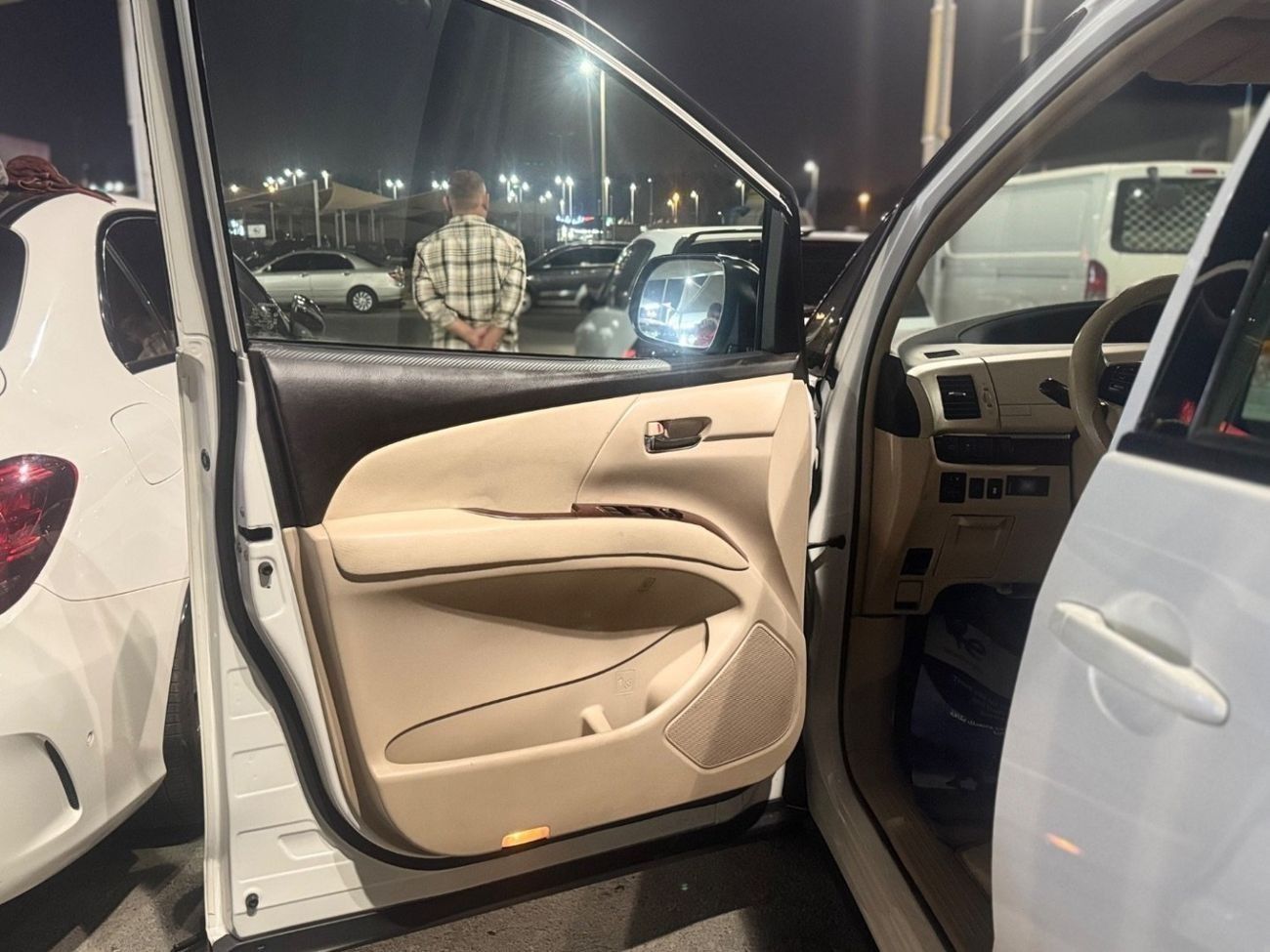 Toyota Previa SE 2.4L