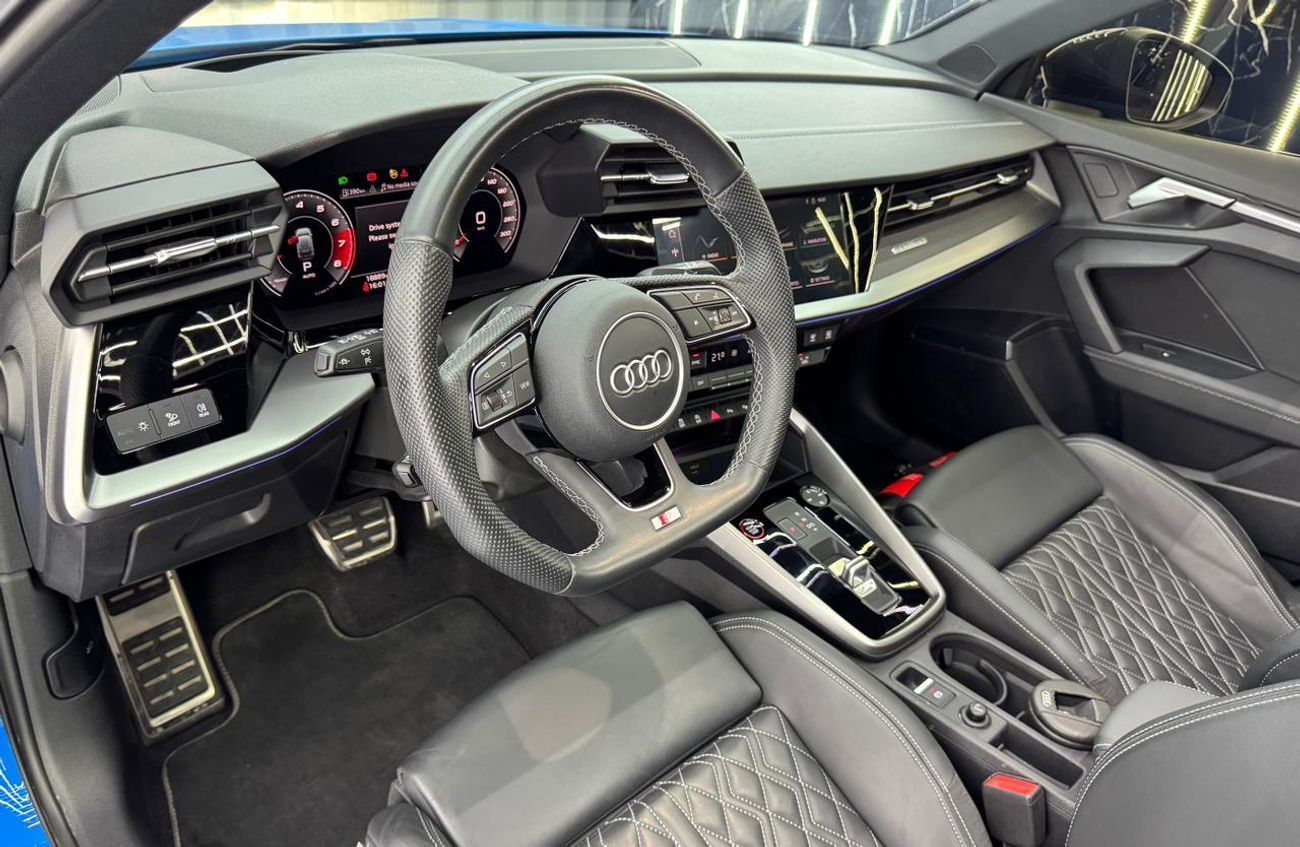 Audi S3 TFSI quattro 2.0L Hatchback