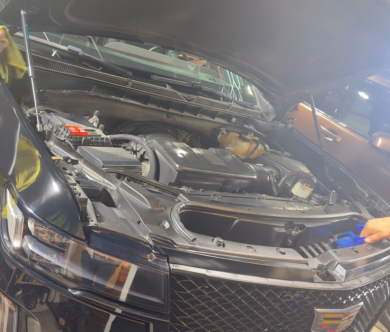 كاديلاك إسكالاد Sport Platinum 6.2L AWD