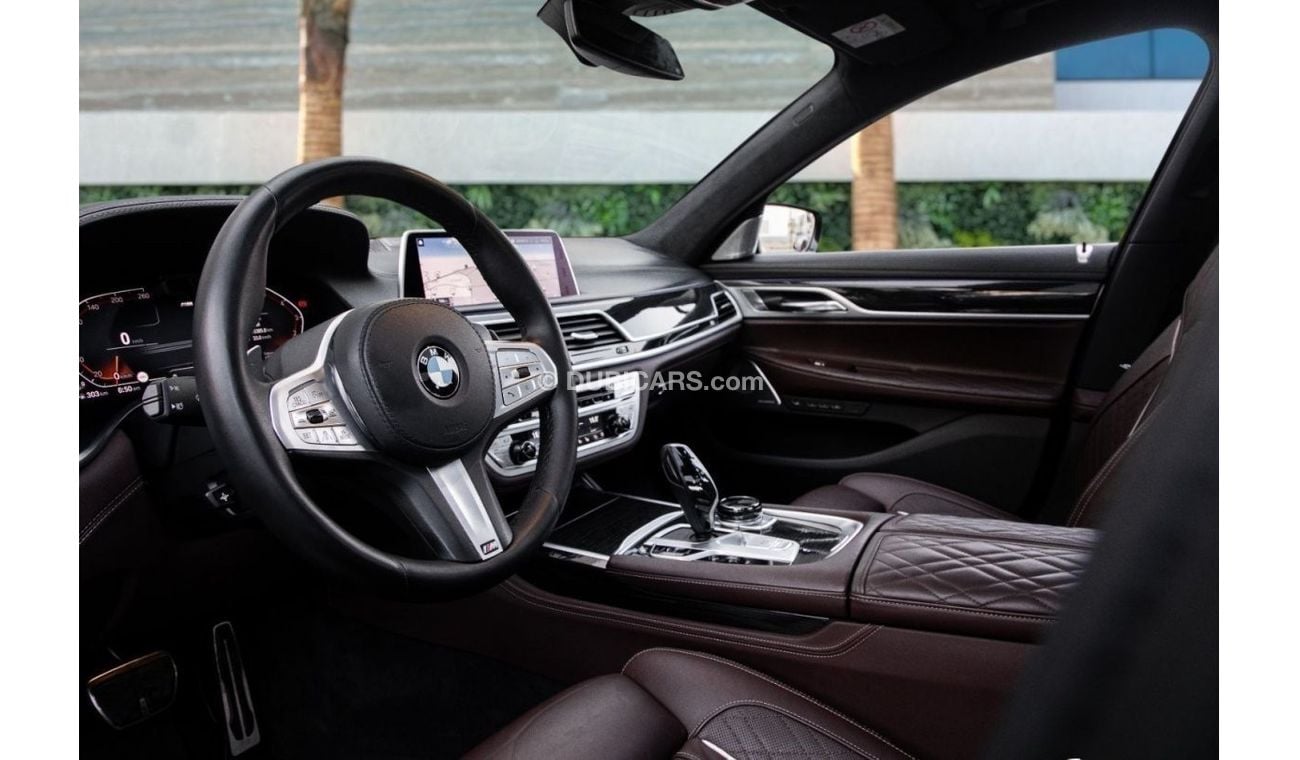 بي أم دبليو 750Li M سبورت M سبورت 50i M - Kit | 4,504 P.M  | 0% Downpayment | Fantastic Condition!