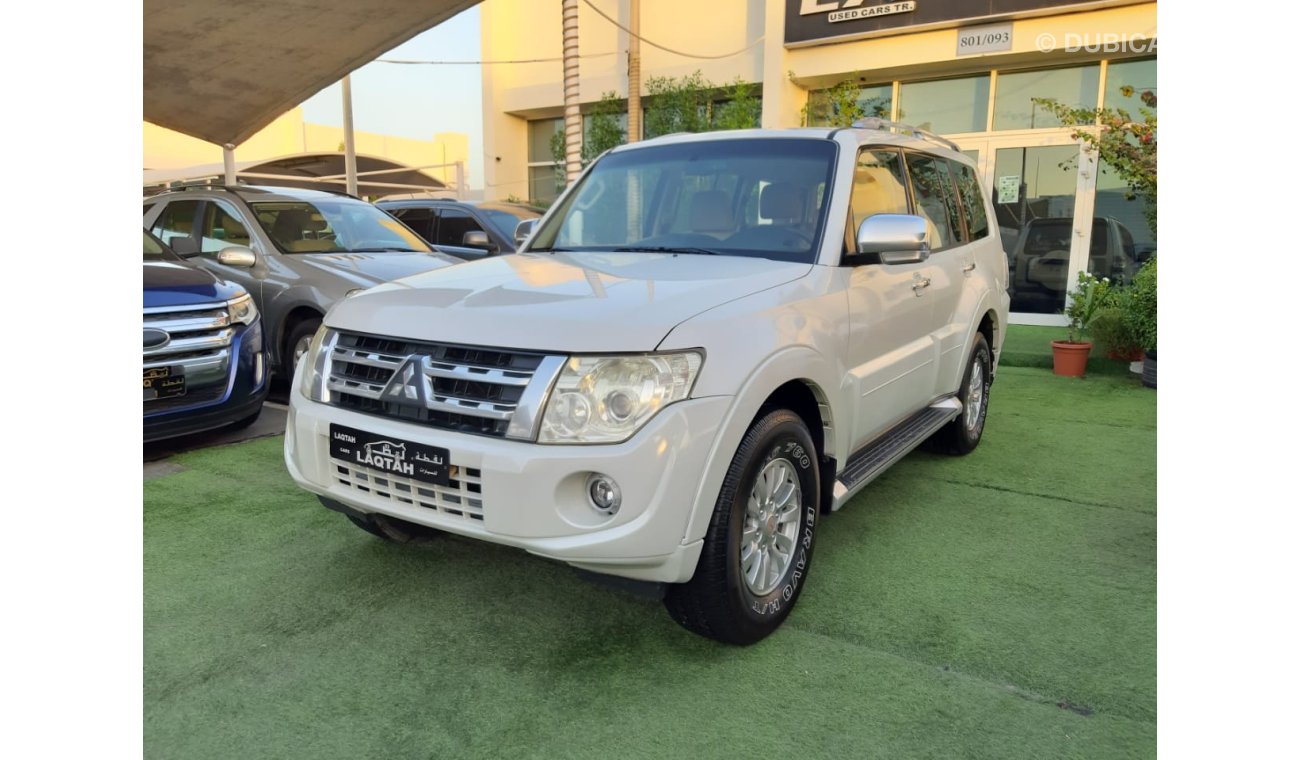 Mitsubishi Pajero Gulf - without accidents - alloy wheels - back wing - excellent condition, you do not need any expen