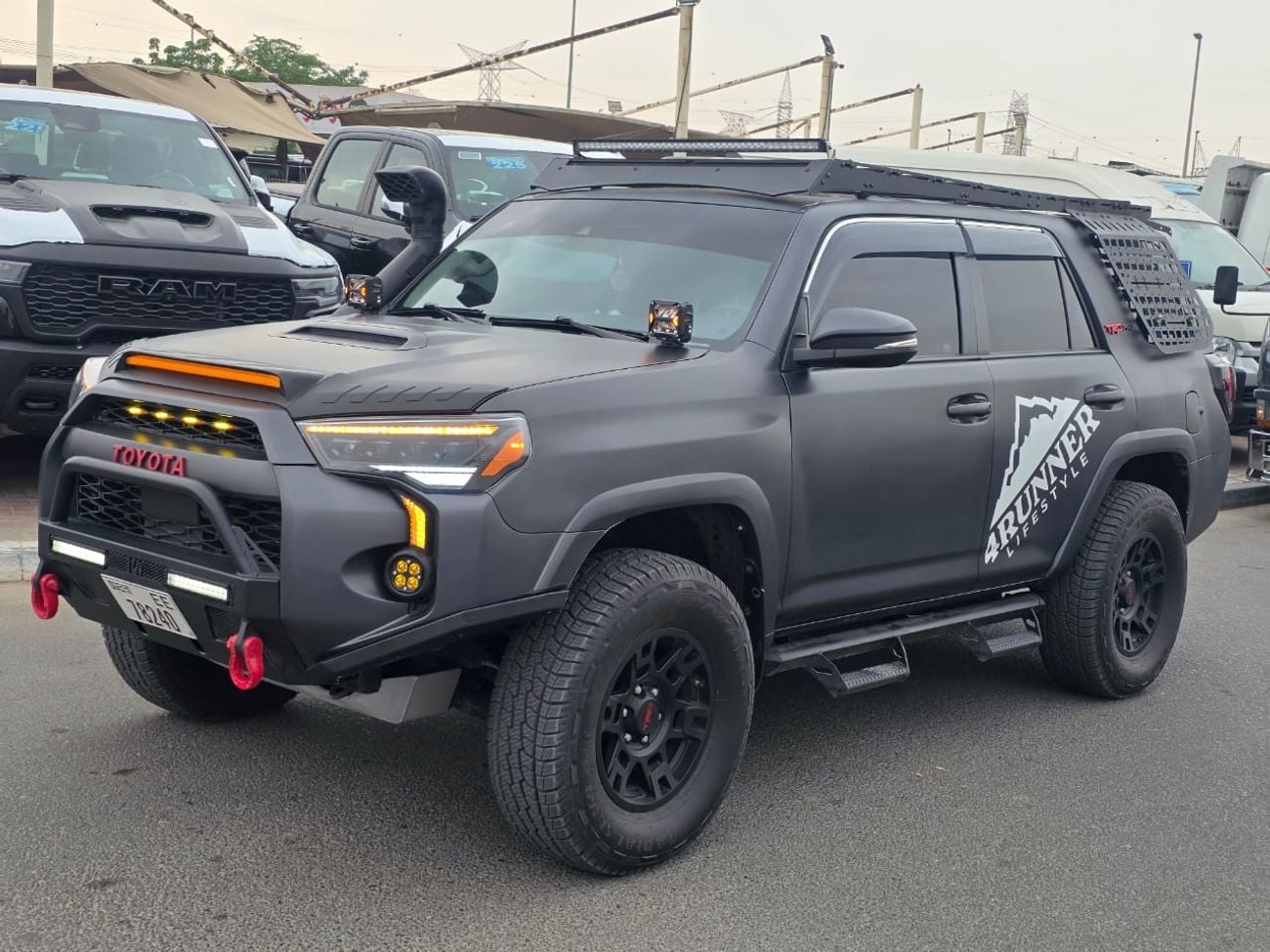 تويوتا Runner4 LIMITED TRD Off-Road