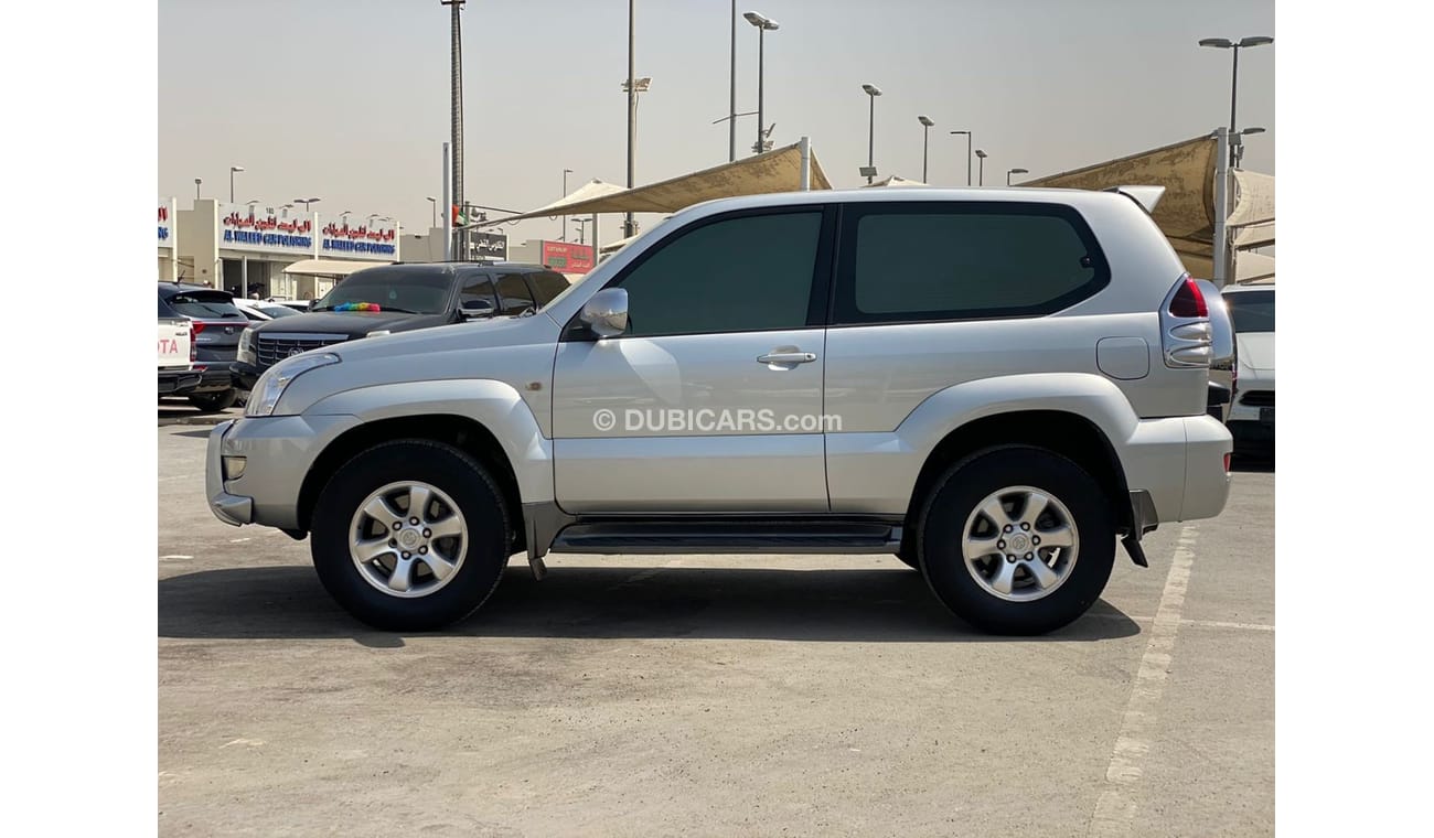 تويوتا برادو تويوتا برادو 2009 خليجي باب واحد بحاله ممتازه 4 سليندر