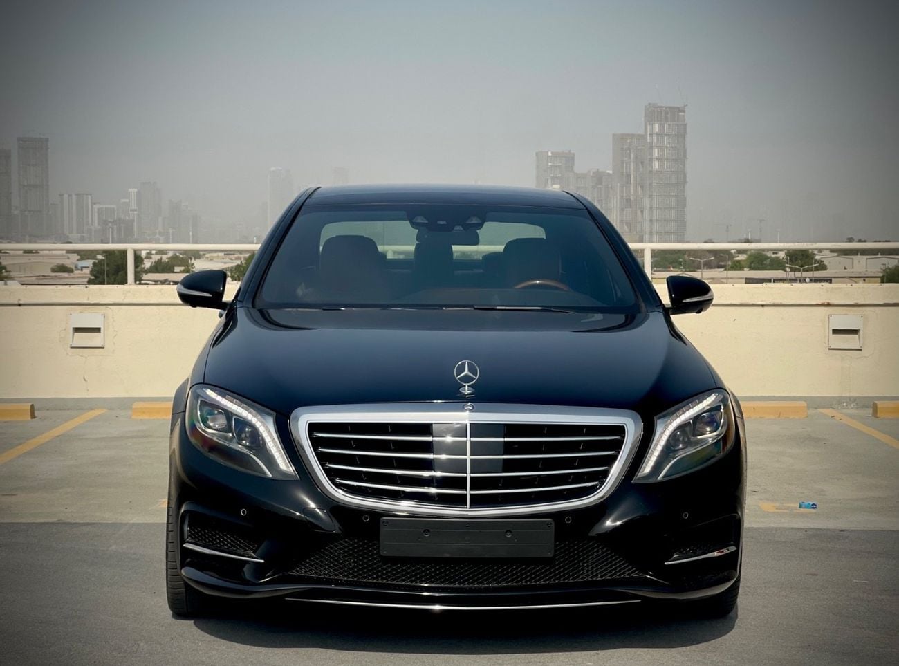 Mercedes Benz S400 STANDARD GCC EMC
