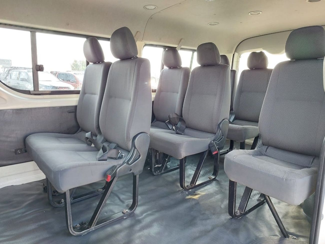 تويوتا هاياس TOYOTA HIACE WAGON VAN 2011 RHD 2.7 L PETROL AUTOMATIC (PM23267)