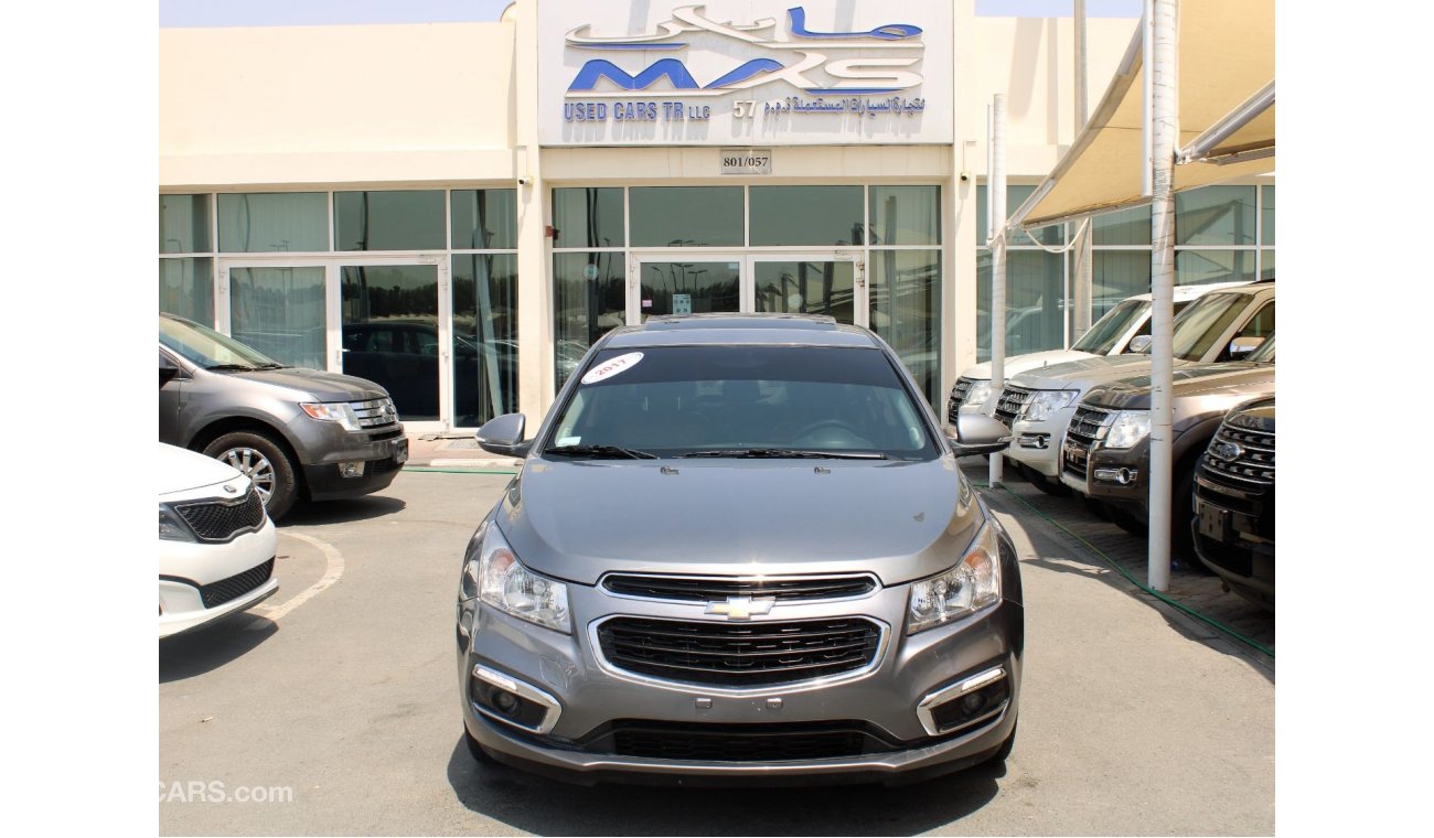 Chevrolet Cruze ACCIDENTS FREE - GCC - FULL OPTION - CAR IS IN PERFECT CONDITION INSIDE OUT