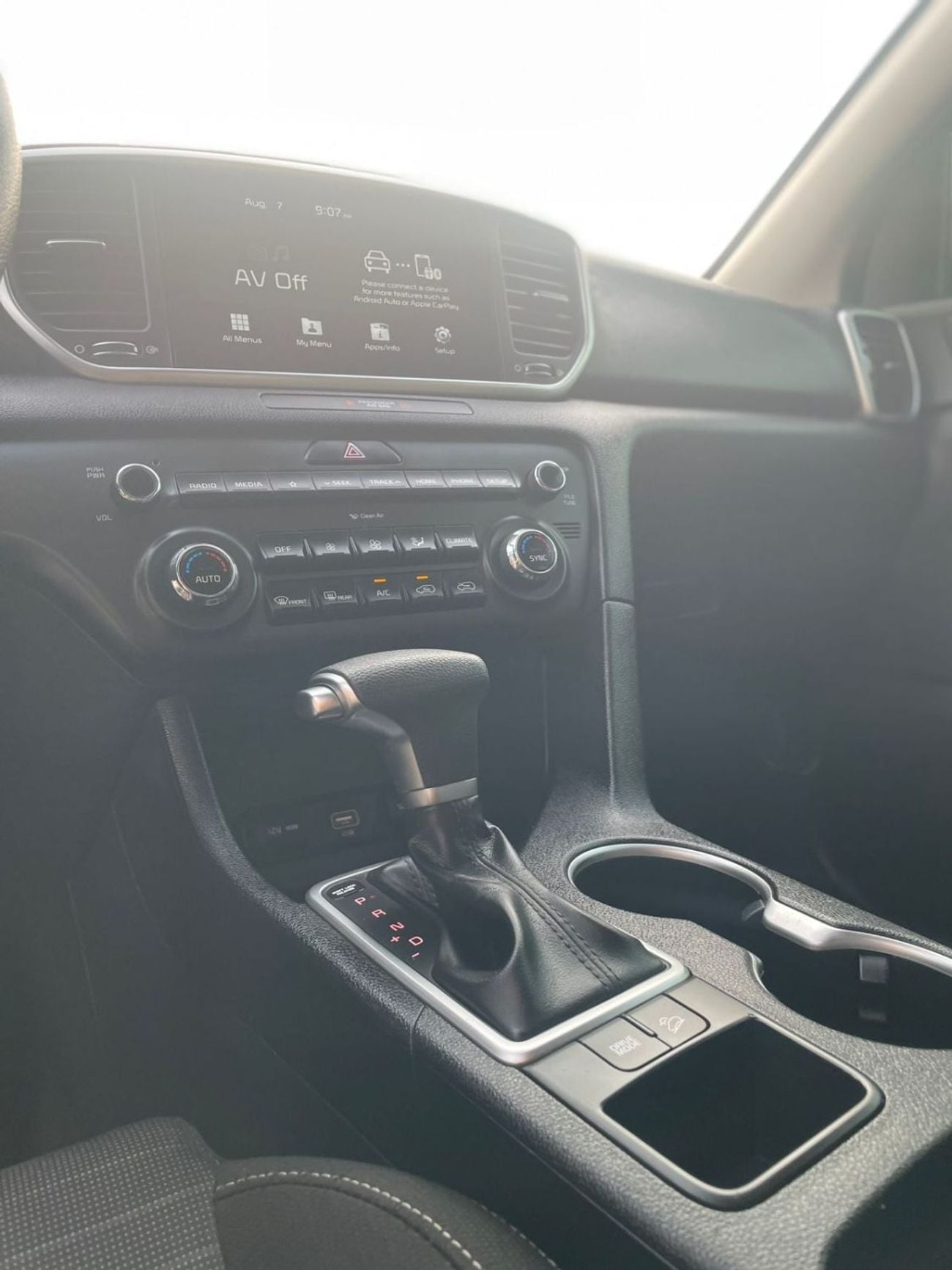 كيا سبورتيج 2021 Kia Sportage EX 2.4L V4 Push Start - Radar - Apple/Android Play MidOption+ -