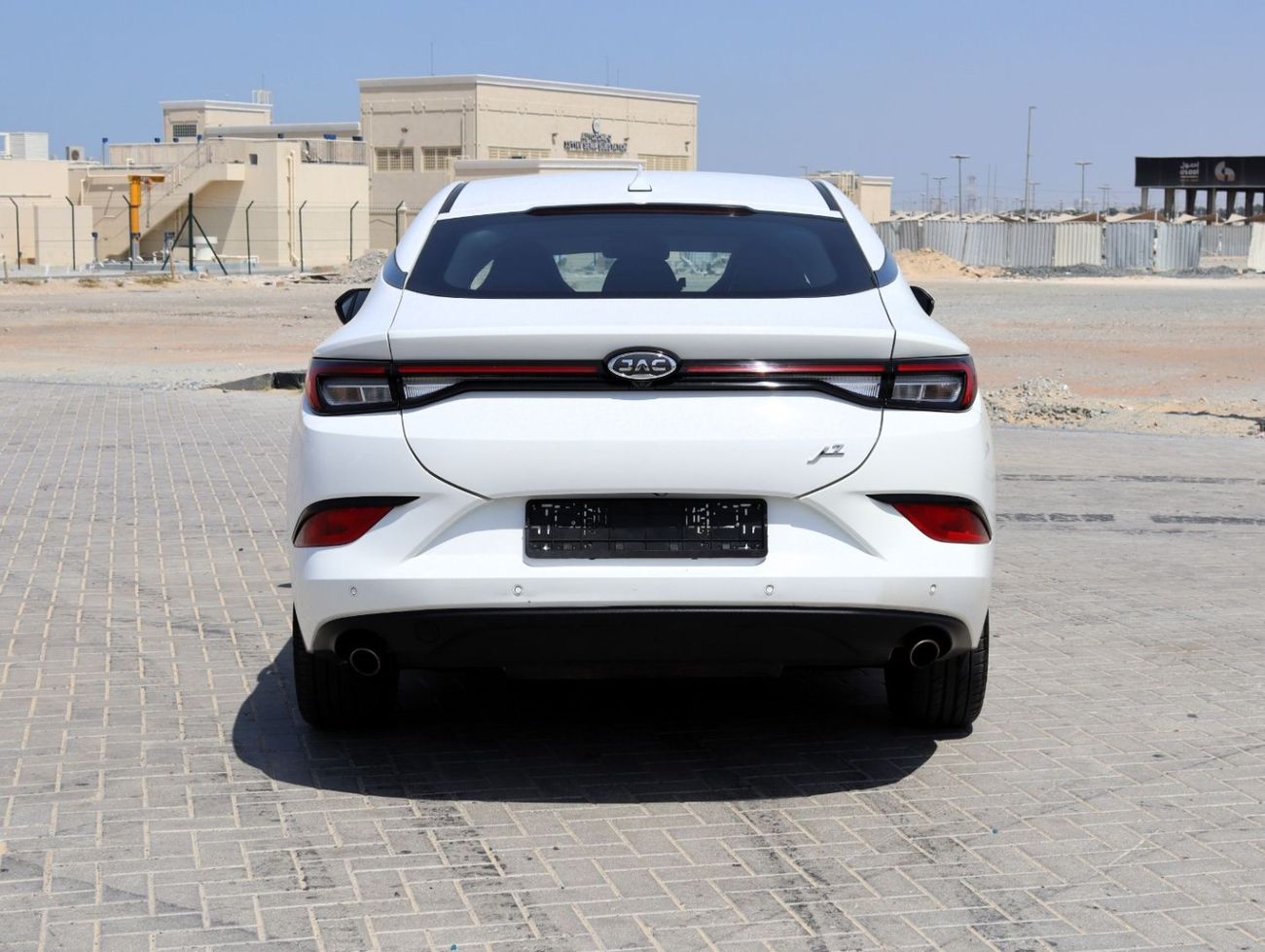 جاك J7 JAC J7 2022 - GCC - FULL OPTION - ACCIDENTS FREE - PERFECT CONDITION INSIDE OUT