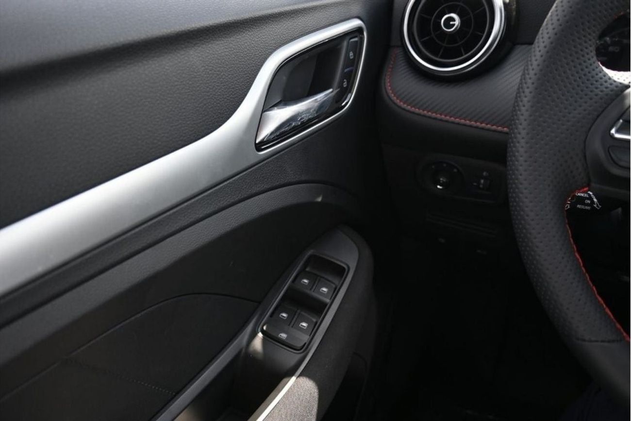 MG ZS MG ZS 1.5L Petrol Model 2025 Color Black