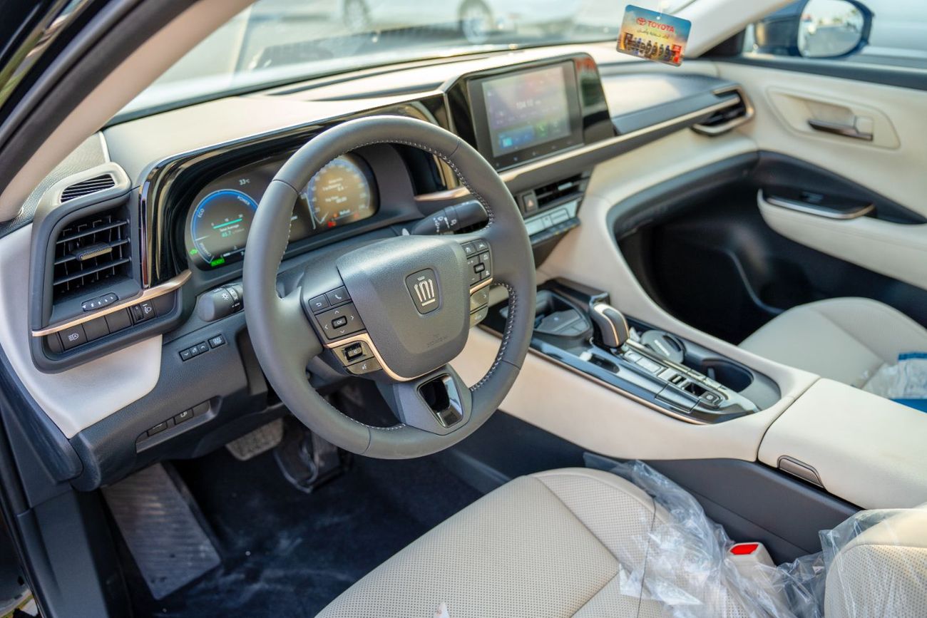 تويوتا كراون Toyota Crown 2026 2.5L Hybrid FWD