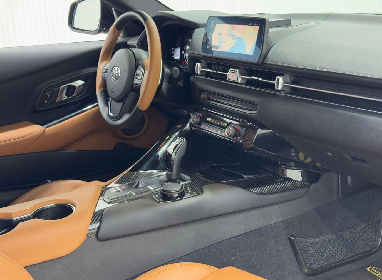 تويوتا سوبرا GR 3.0L A/T 2024 Toyota Supra GR, 2029 Toyota Warranty, Carbon Fiber Package, Very Low Kms, GCC