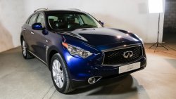 إنفينيتي QX70